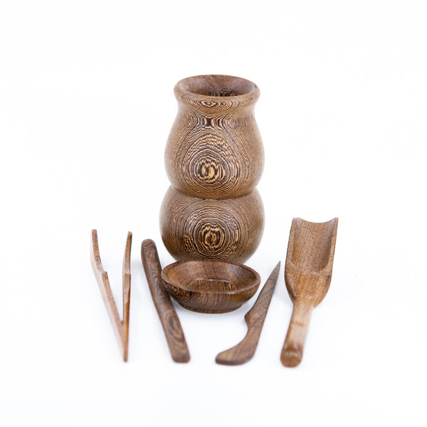 Chinese Cha Dao Natural Wenge Wood Gourd Shape Tea Utensils