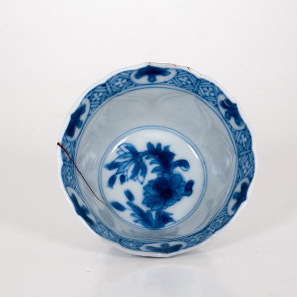 Antique Qing Dynasty Repaired Porcelain Blue And White Floral Motifs Tea Cup, Kangxi (1661-1722)
