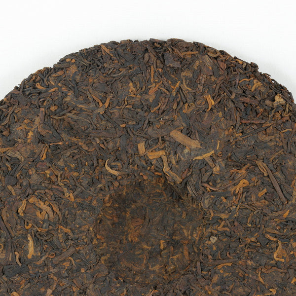 Pu-Erh Tea Cake Red Dayi 7262 Menghai Tea Factory, 2003 (Ripe/Shou)
