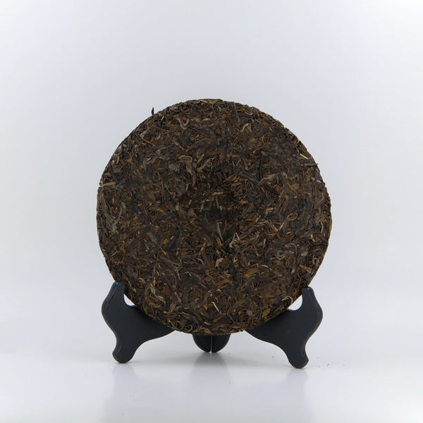 2013 Yiwu Mountain Pu-Erh Tea Cake (Green/Sheng)