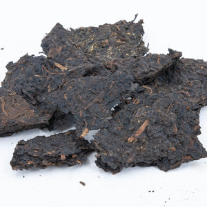 1990 Hei Cha Brick Pieces, Hunan Province