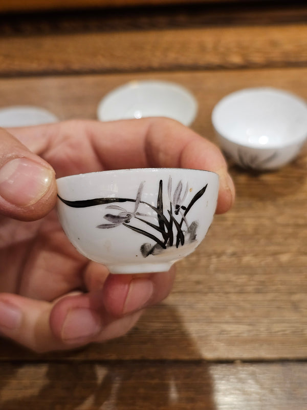 Vintage Miniature Porcelain Tea Cup Set of 4 (Special Holded For Nguyen)