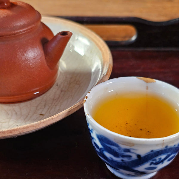 Taiwan Dong Ding Mi Xiang Gui Fei Oolong Tea